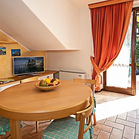 Iris - Regarda Travel Apartment