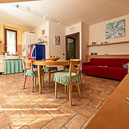 Apartment Iris - Regarda Travel Lazise