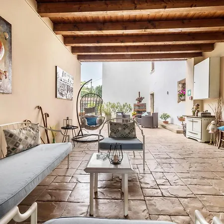 Colombare Teboi Apartment