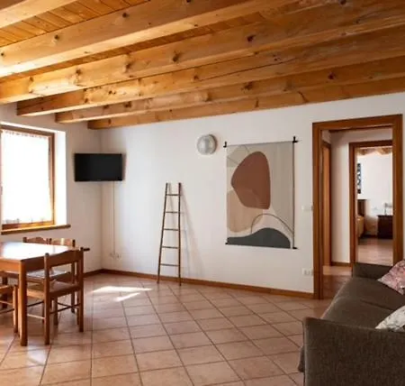 Apartment Colombare Teboi *