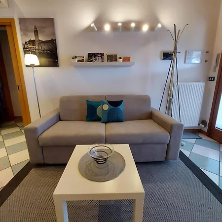 Dina - Garten, Klima, Parkplatz, Wifi * Lazise