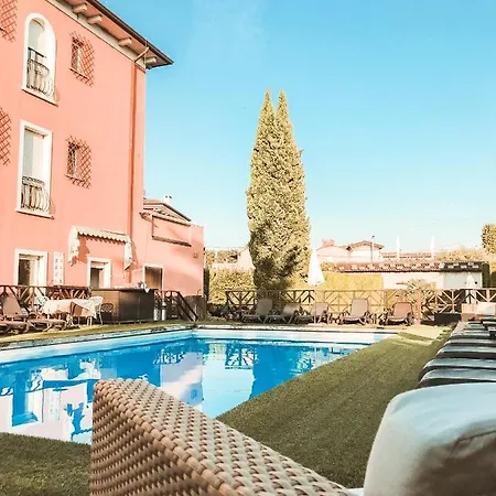 Benacus Hotel 3*