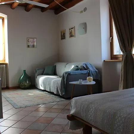 Apartment Le Ginestre Lazise