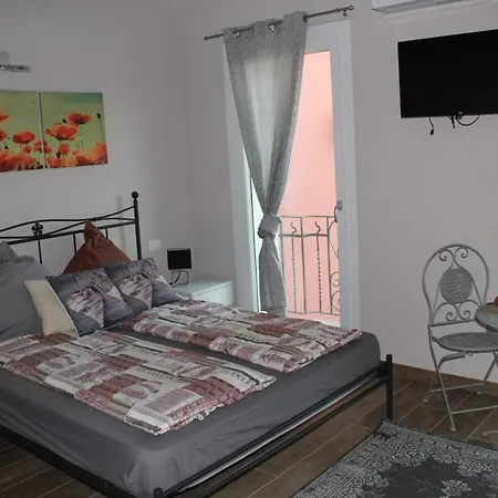 Tasso Canossa - Con Piscina Apartment *