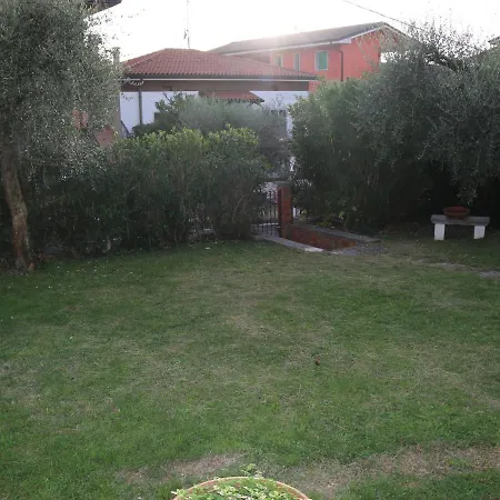 Holiday home Near And Garda