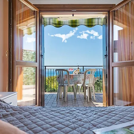 Eden - Regarda Travel Apartment Lazise