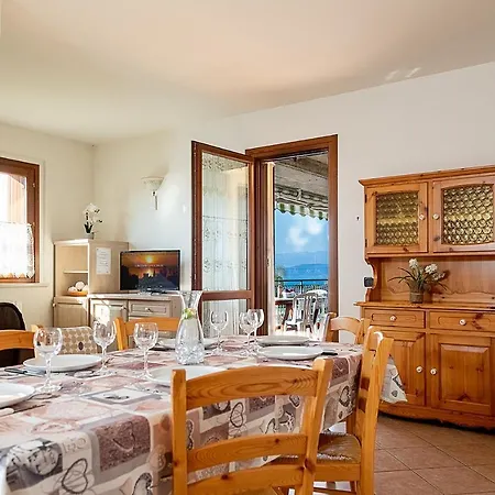 Eden - Regarda Travel Apartment