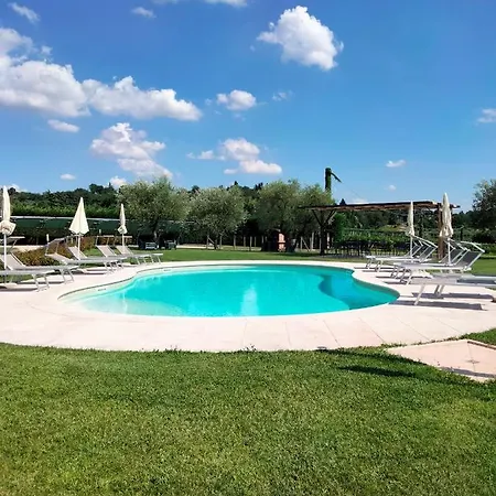 Le Ginestre Apartment