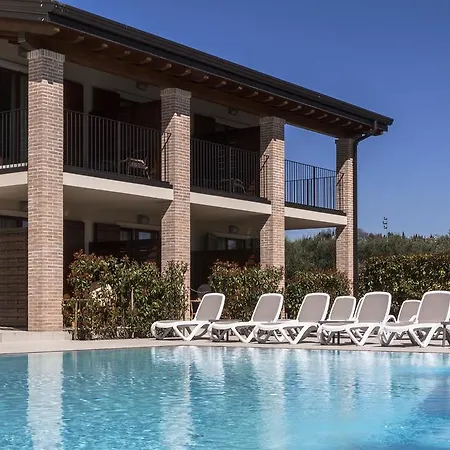 Hotel Relais Agli Olivi 3*