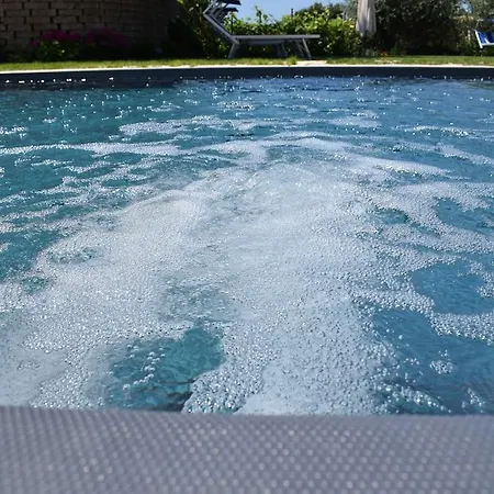 La Tinassara Bed & Breakfast 2*