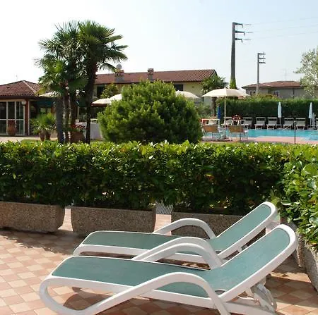 La Margherita Aparthotel *