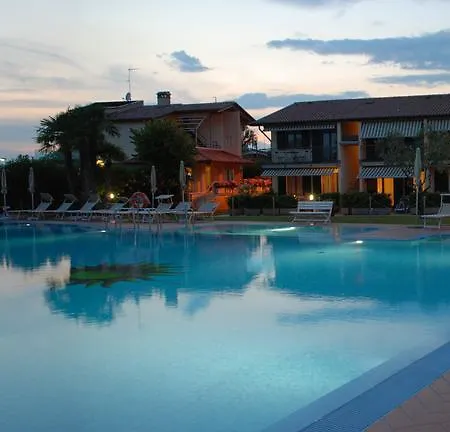 La Margherita Aparthotel *