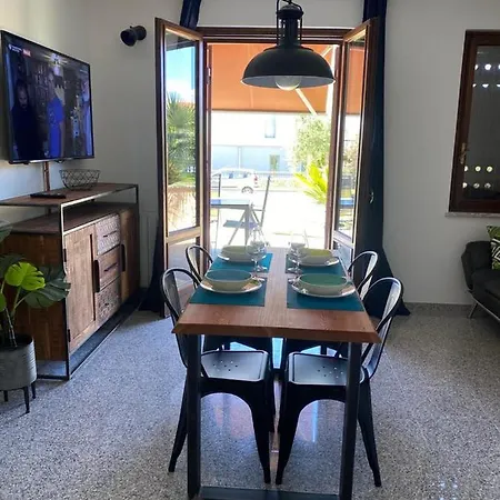 House Dory Con Parcheggio Privato Interno Gratis E Internet Lazise