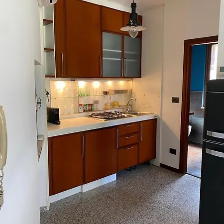 House Dory Con Parcheggio Privato Interno Gratis E Internet Apartment