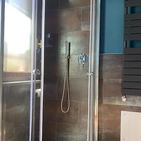 Apartment House Dory Con Parcheggio Privato Interno Gratis E Internet Lazise