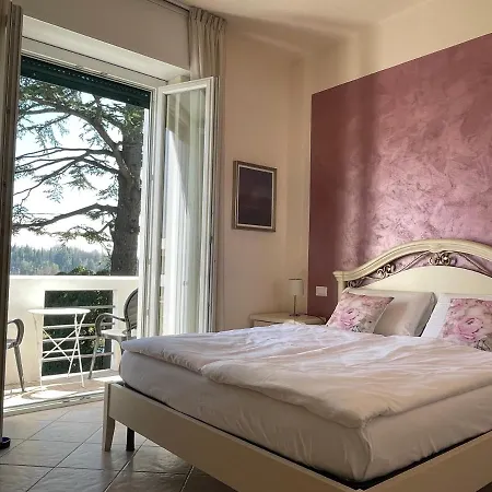 Betty's House Bed & Breakfast Lazise