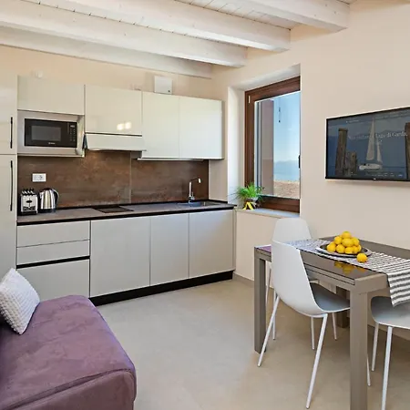 Apartamento Residenza G&j - Regarda Travel *