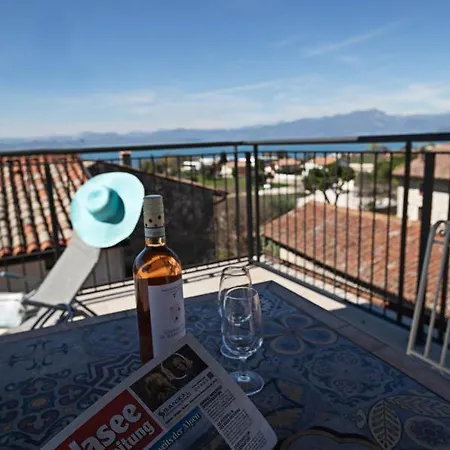 Apartamento Residenza G&j - Regarda Travel Lazise