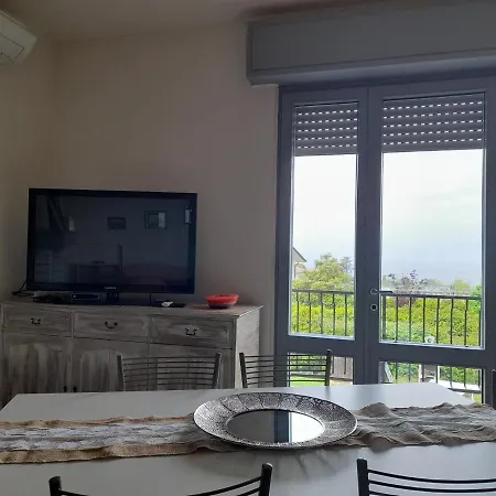La Magnolia - Private Access, Garden, Views * Lazise