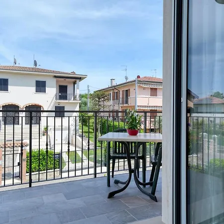 Da Mirella Apartment