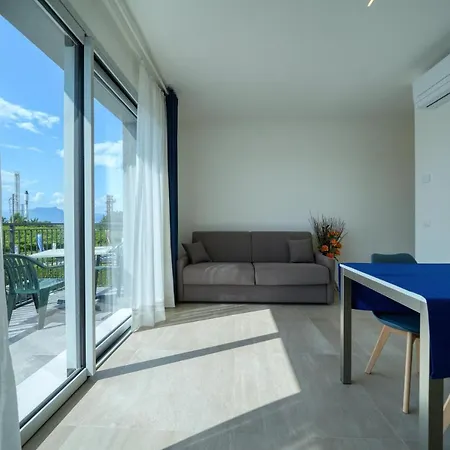Da Mirella Apartment Lazise