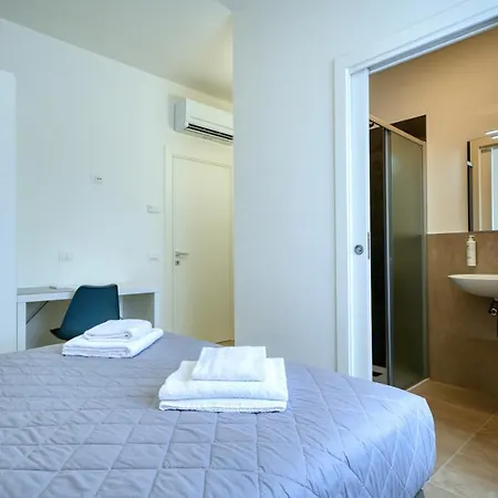 Da Mirella Apartment *