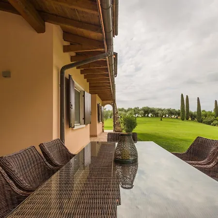 Minerva Villa