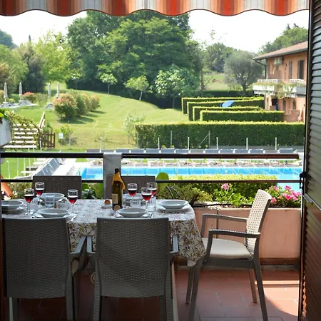 Residenza Corte Casara Aparthotel 3*