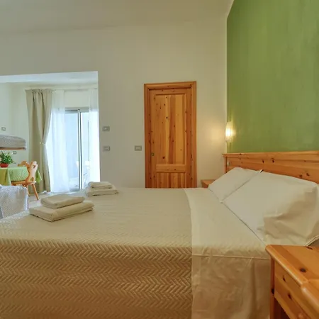 Da Mirella Guest house 2*