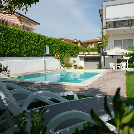 Da Mirella Apartment Lazise
