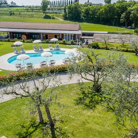Le Ginestre Apartment