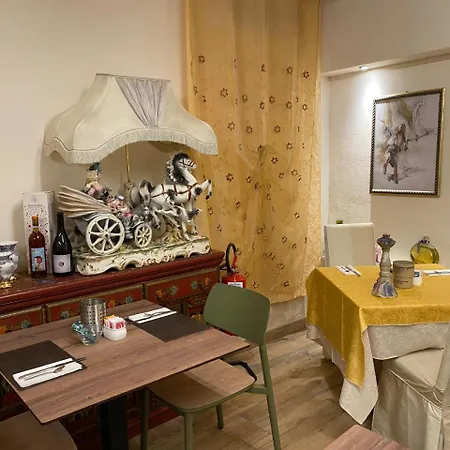 Bed & Breakfast Betty's House 3*