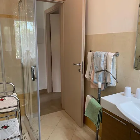 Haus Romagnoli Aparthotel *