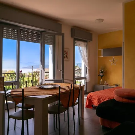 La Magnolia - Private Access, Garden, Views