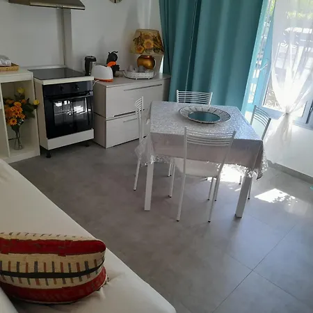 La Magnolia - Private Access, Garden, Views
