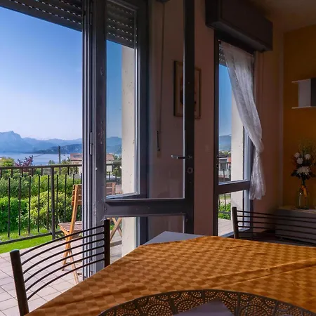 La Magnolia - Private Access, Garden, Views Apartment