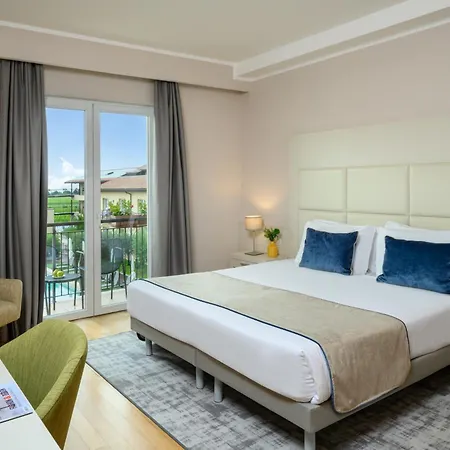 Hotel Leonardo Di Garda - Wellness And Lazise