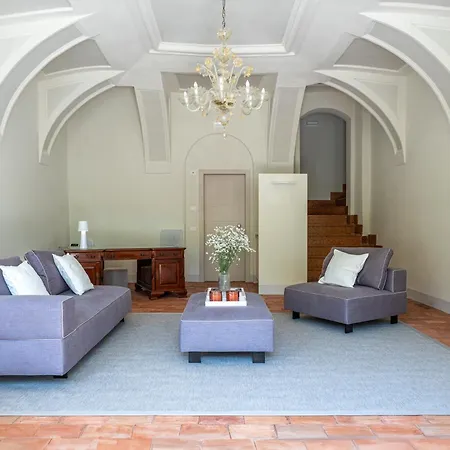 The - Luxury In Lazise