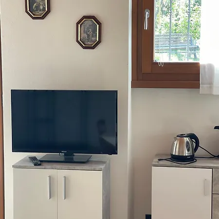 Al Vajo Dependance - Apartments-zimmer *