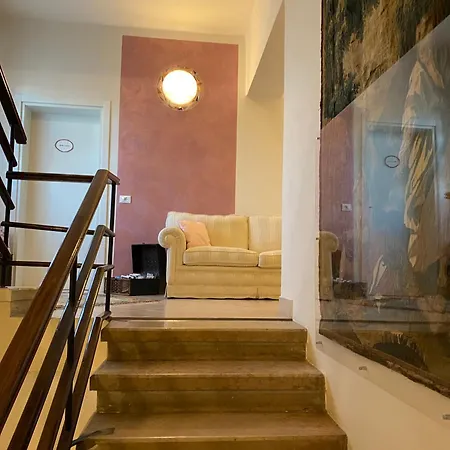 Betty's House