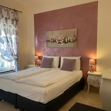 Bed & Breakfast Betty's House 3*