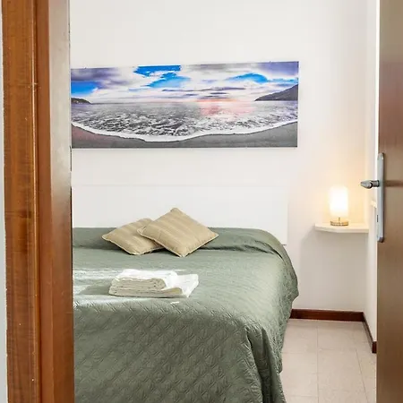 Garda Retreat In Apartment