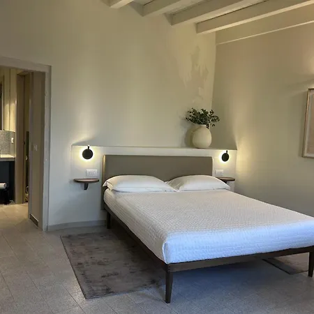 The - Luxury In Bed & Breakfast *