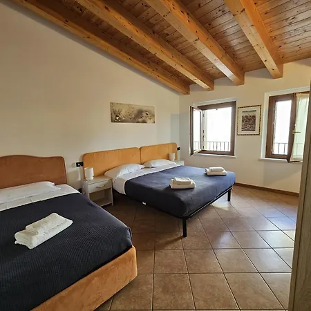 Apartment Eden - Regarda Travel