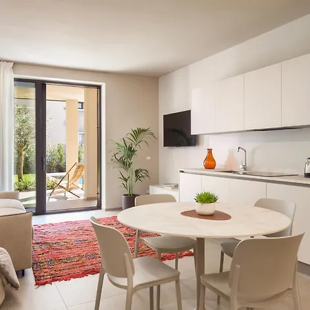 Villa Carlotta Bouganville Apartment