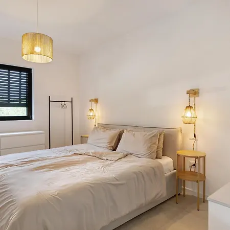 Luma With Private Pool Villa *