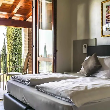 Hotel Relais Agli Olivi 3*