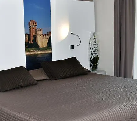 Giulietta Romeo Hotel 3*