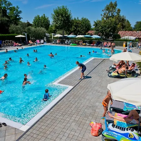 Campeggio Village Du Parc 3*