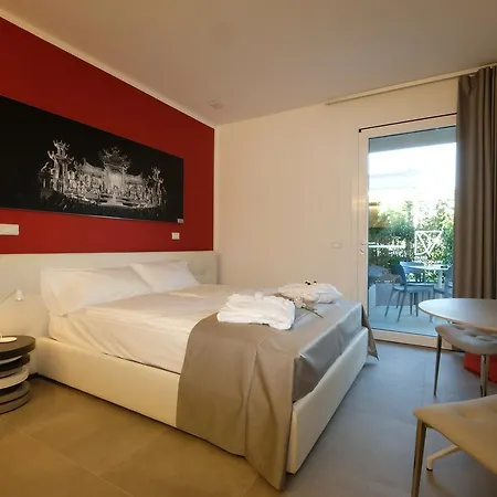 Relais Clodia Hotel